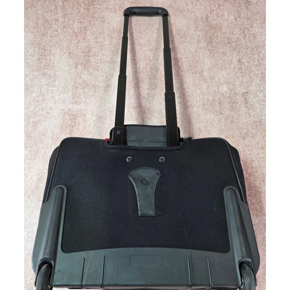Wenger Swiss Army Patriot 17 Rolling Laptop Briefcase Wheeled Case Black